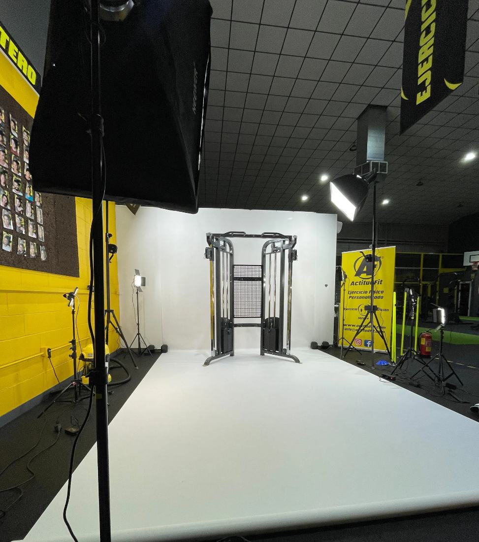 Alquiler de Ciclorama & Estudio Audiovisual en Sevilla, Cádiz y Málaga
